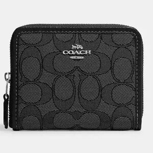Coach Small Zip Around Wallet In Signature Jacquard nwt